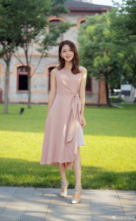 5月23日街拍更新，超仙的裙子超美的@不咋样的浅浅 ​-街拍look